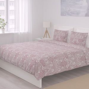 Queen duvet cover with 2 matching pillow cases